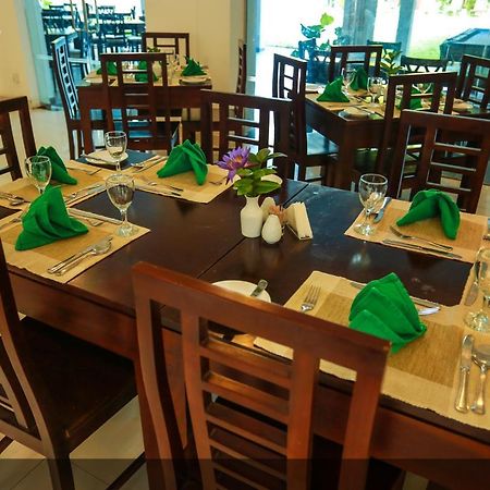 Lavendish Okrin Hotel Катарагама Экстерьер фото