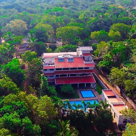 Lavendish Okrin Hotel Катарагама Экстерьер фото